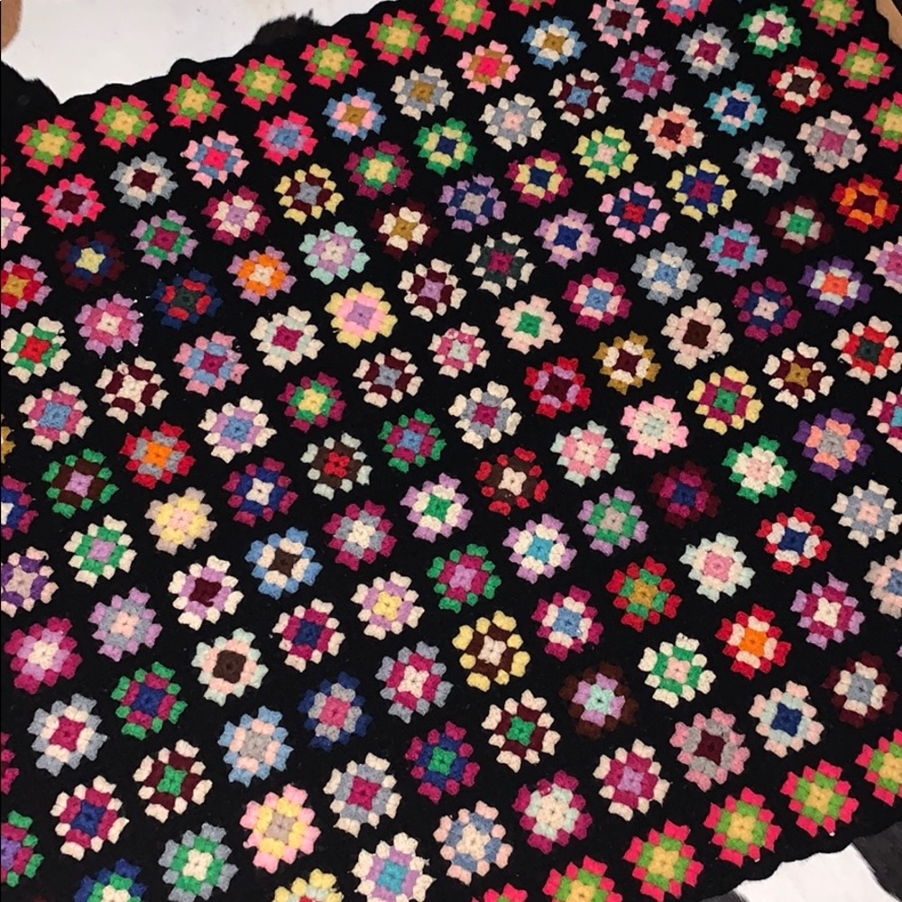 Vintage crochet knit rainbow square blanket - Picture 2 of 6